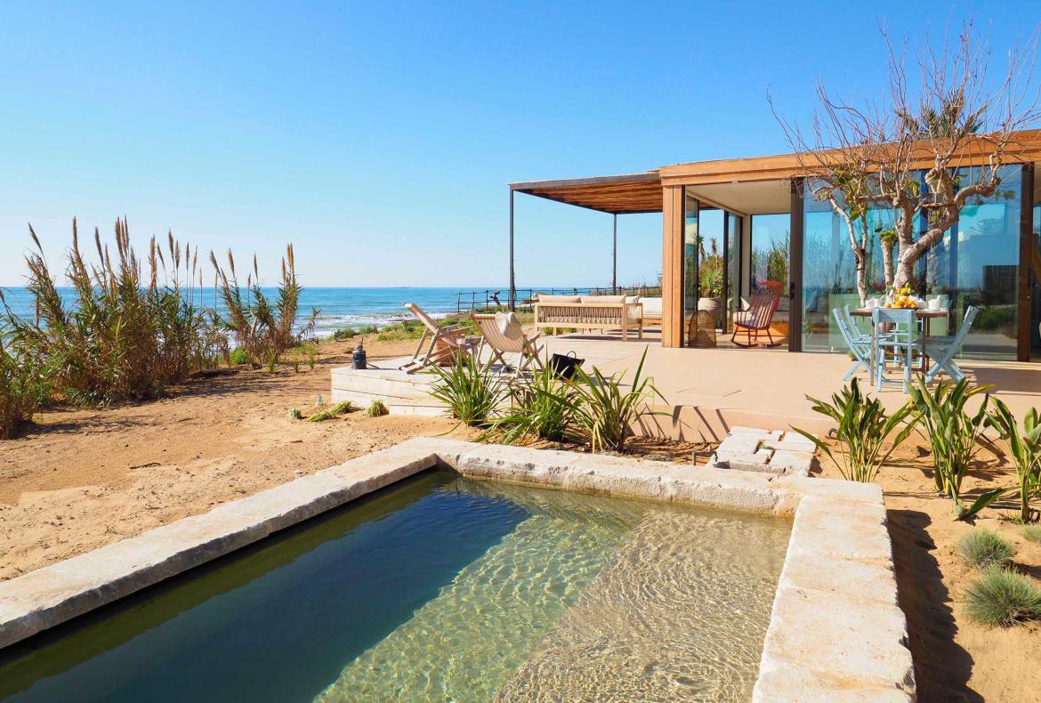 Luxury 2 bedroom holiday villa with private pool in Sicily Italy (PV691-2)
