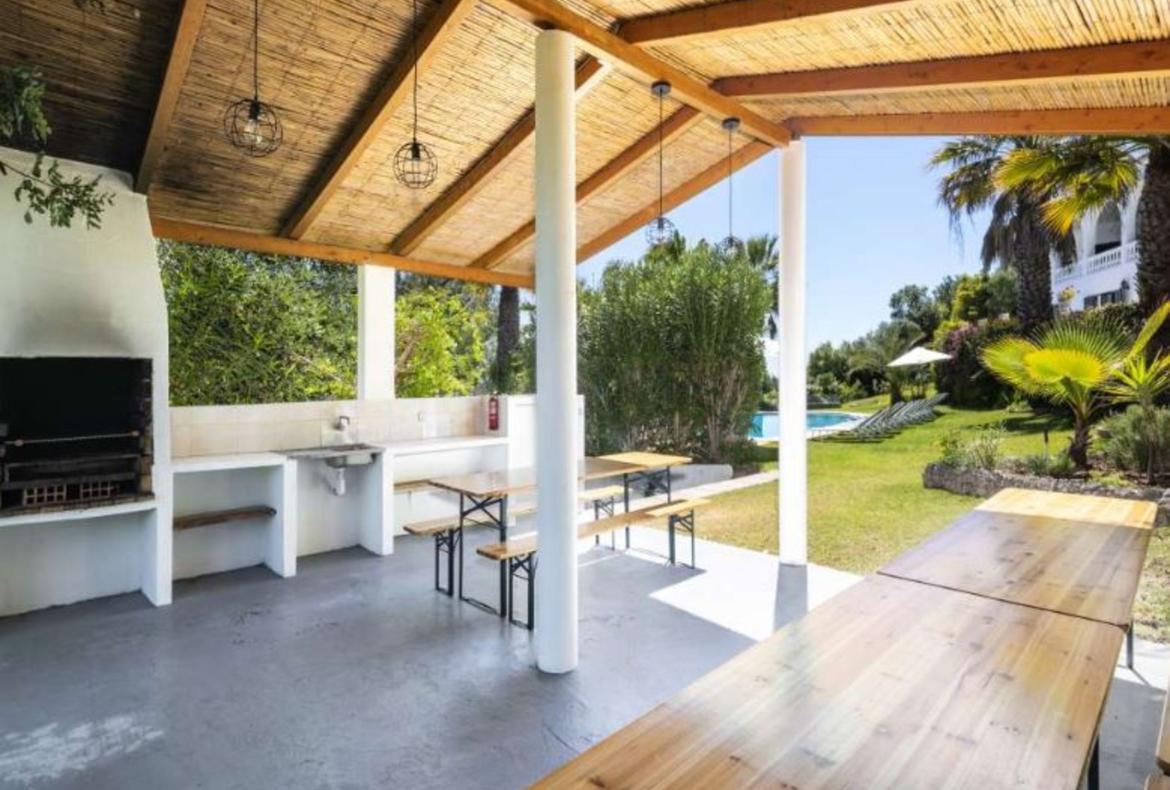 Luxury 9 bedroom holiday villa with private pool in Sagres Portugal (PV983-2)