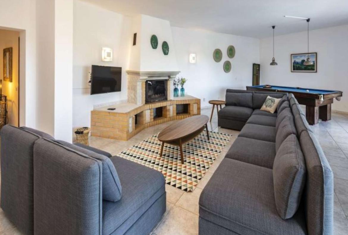 Luxury 9 bedroom holiday villa with private pool in Sagres Portugal (PV983-2)