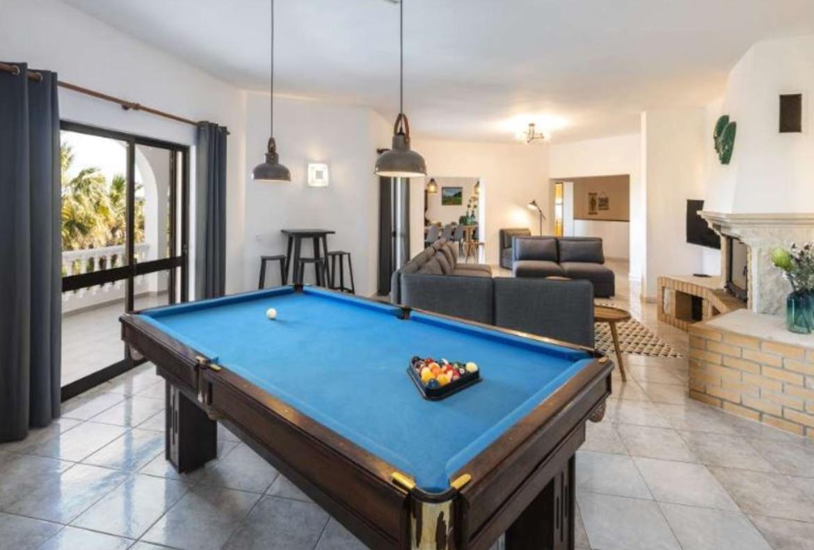 Luxury 9 bedroom holiday villa with private pool in Sagres Portugal (PV983-2)