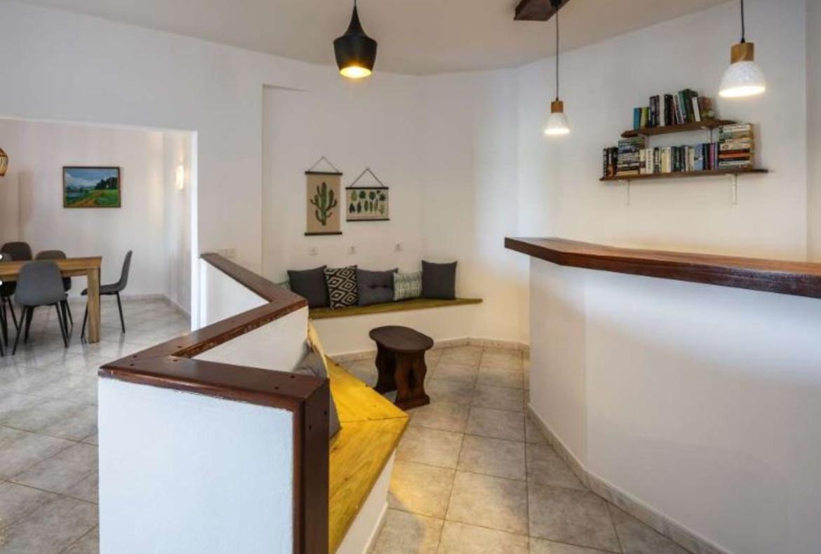 Luxury 9 bedroom holiday villa with private pool in Sagres Portugal (PV983-2)