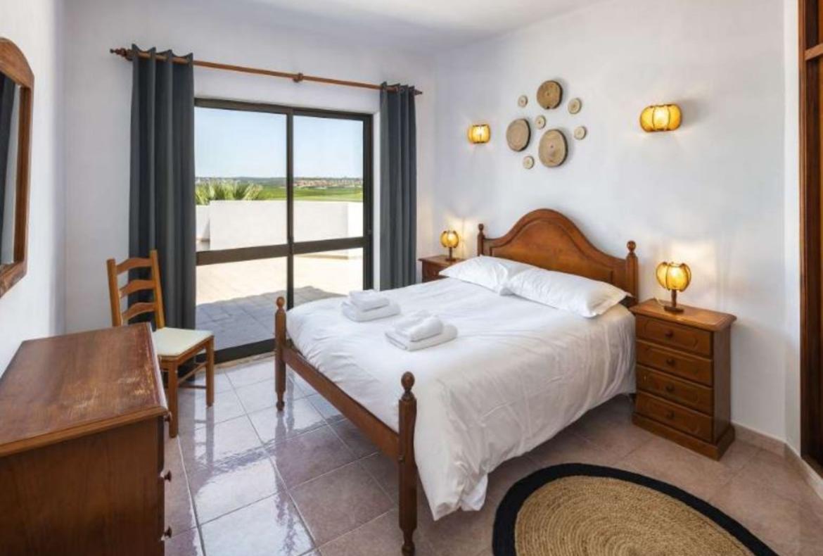 Luxury 9 bedroom holiday villa with private pool in Sagres Portugal (PV983-2)