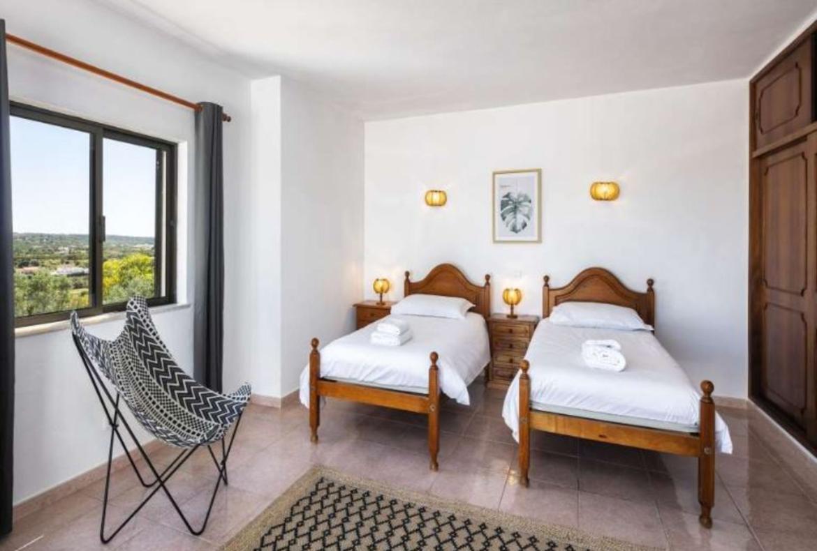 Luxury 9 bedroom holiday villa with private pool in Sagres Portugal (PV983-2)