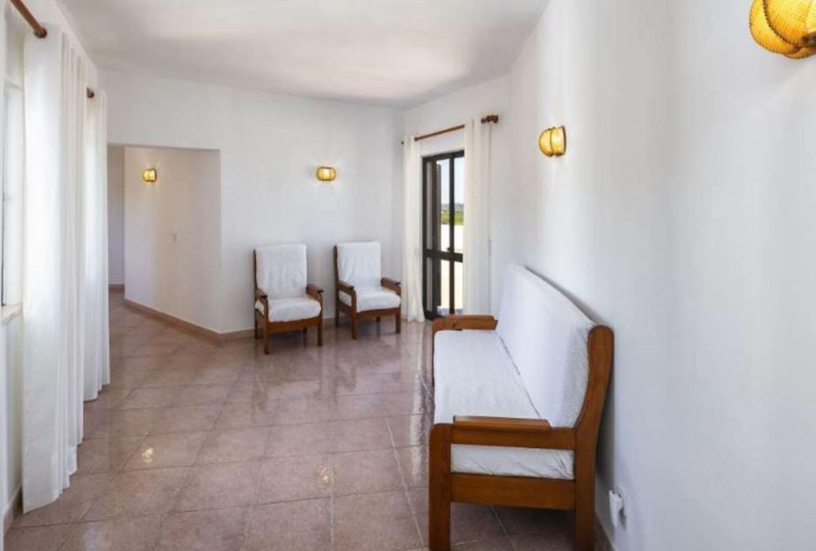 Luxury 9 bedroom holiday villa with private pool in Sagres Portugal (PV983-2)