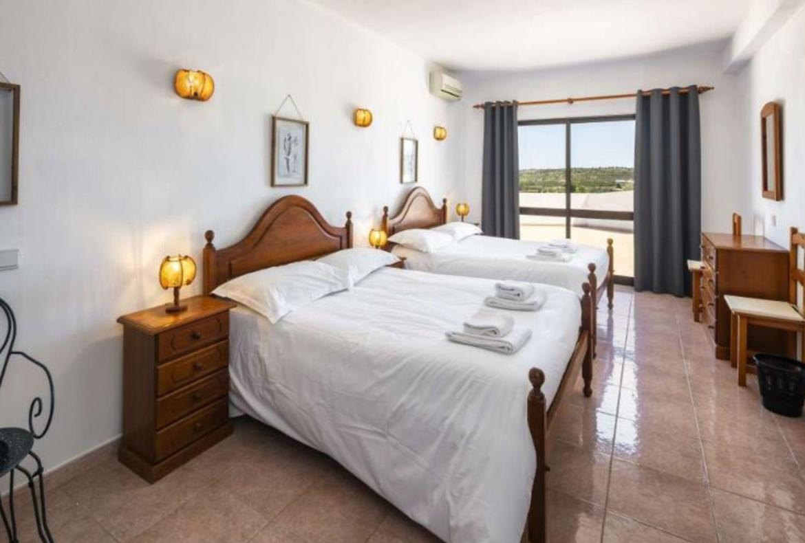Luxury 9 bedroom holiday villa with private pool in Sagres Portugal (PV983-2)
