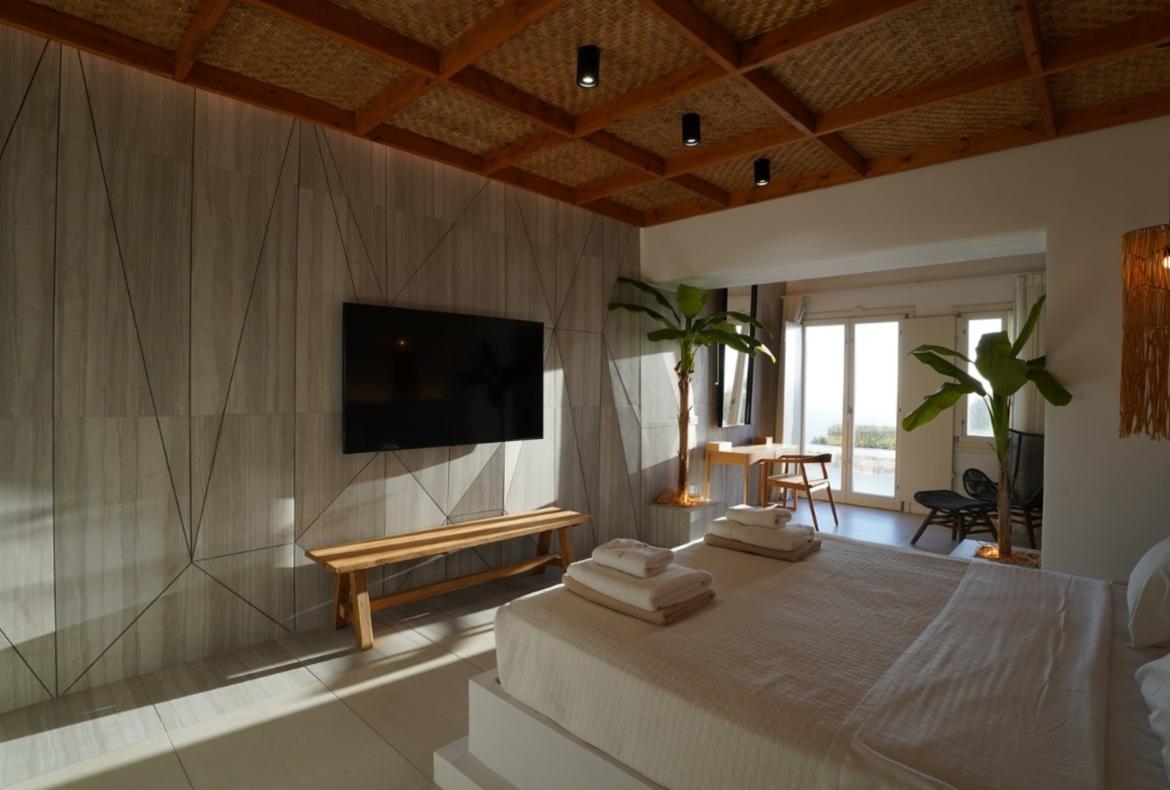 Luxury 8 bedroom holiday villa with private pool in Mykonos Greece (PV997-2)