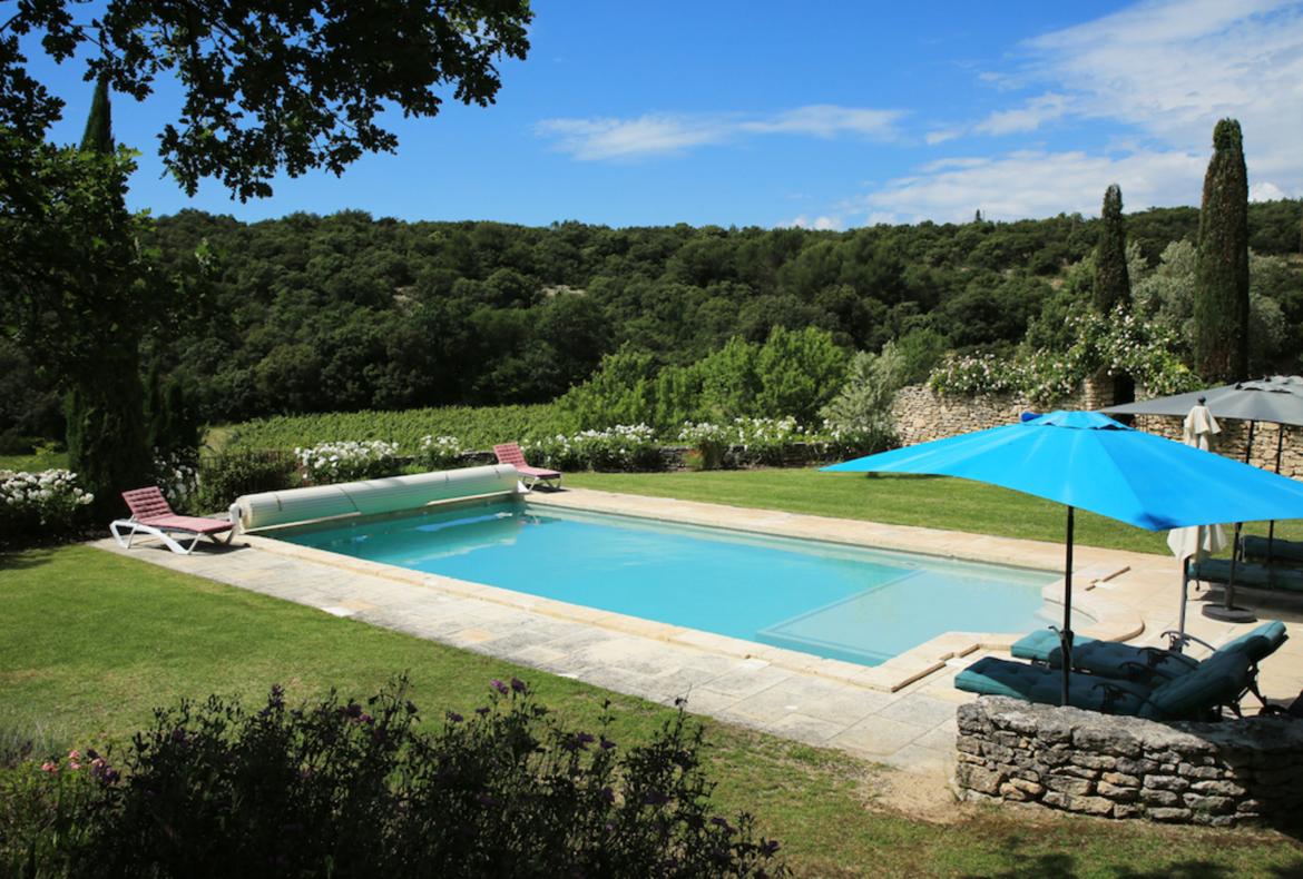 Luxury 6 bedroom holiday villa with private pool in Provence France (PV1599-2)