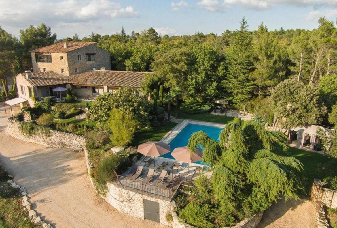 Luxury 8 bedroom holiday villa with private pool in Provence France (PV1836-2)