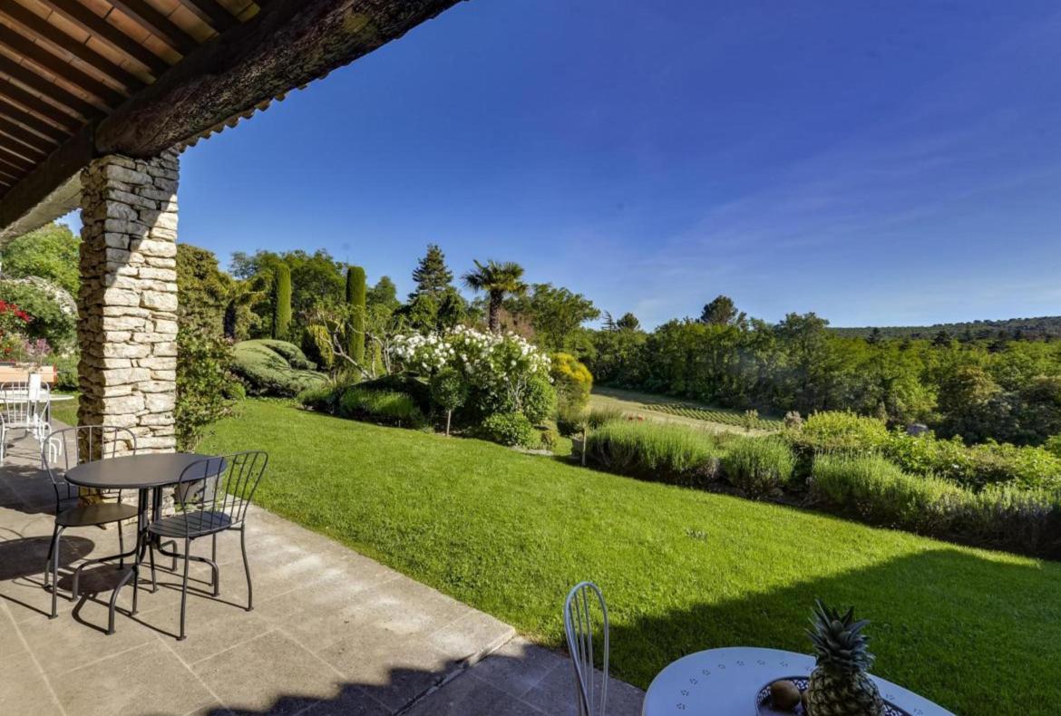 Luxury 8 bedroom holiday villa with private pool in Provence France (PV1836-2)