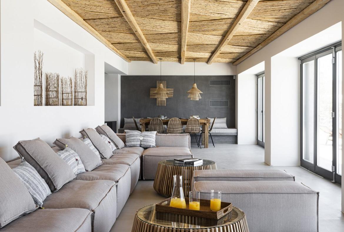 Luxury 6 bedroom holiday villa with private pool in Mykonos Greece (PV1852-2)