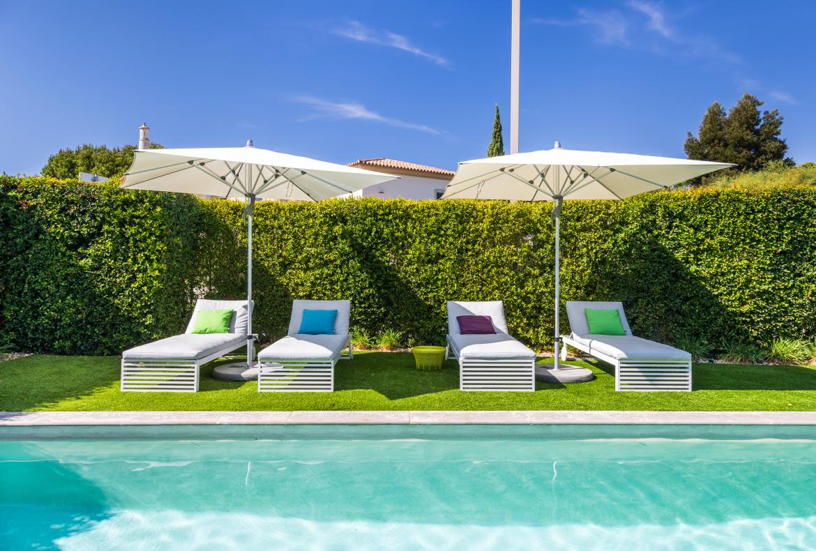 Luxury 4 bedroom holiday villa with private pool in Algarve Portugal (PV1855-2)