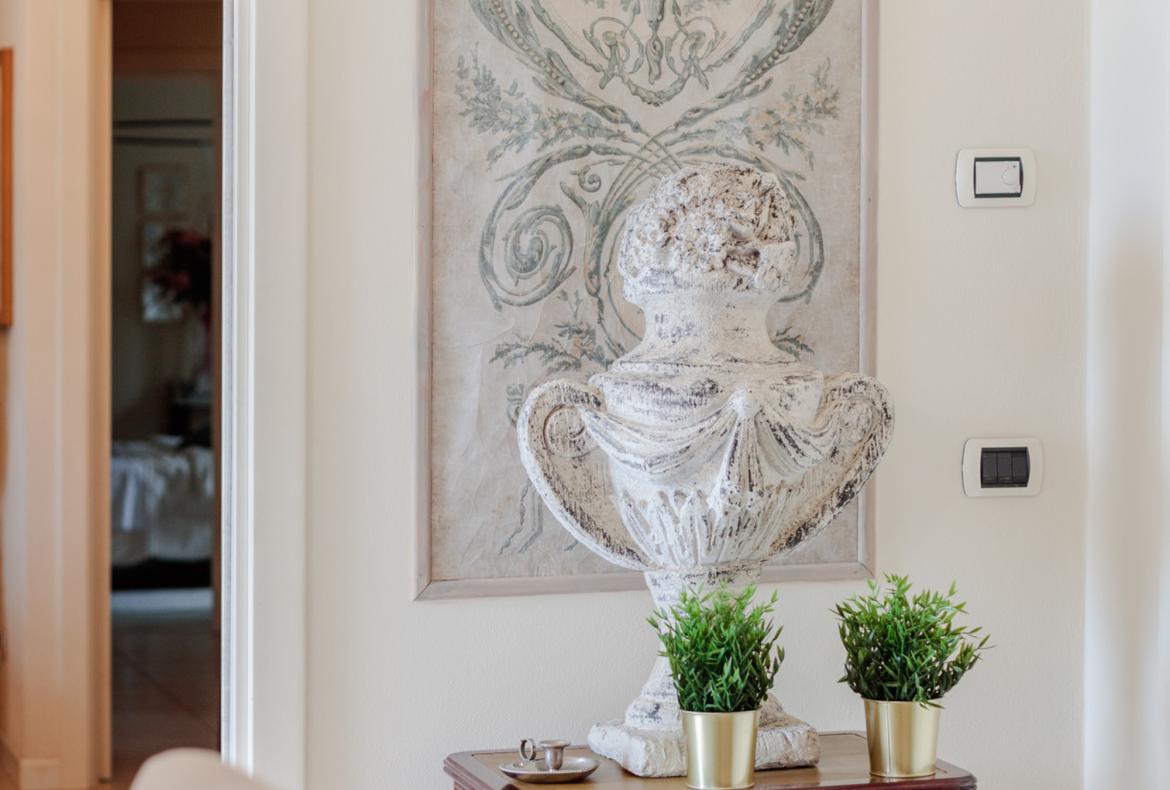 Luxury 4 bedroom holiday villa with private pool in Tuscany Italy (PV1869-2)