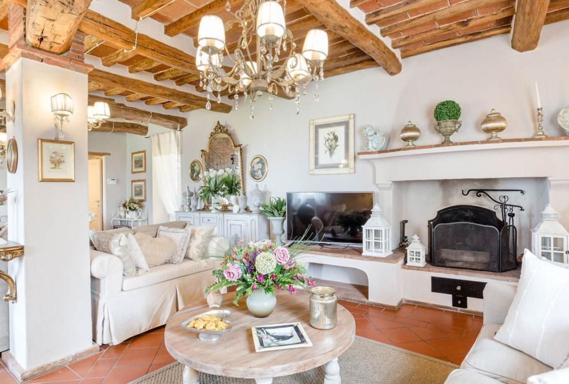 Luxury 7 bedroom holiday villa with private pool in Tuscany Italy (PV1534-2)