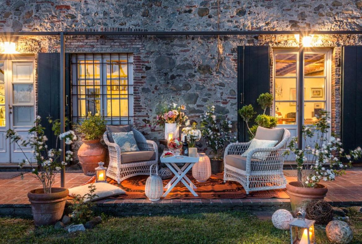 Luxury 7 bedroom holiday villa with private pool in Tuscany Italy (PV1534-2)