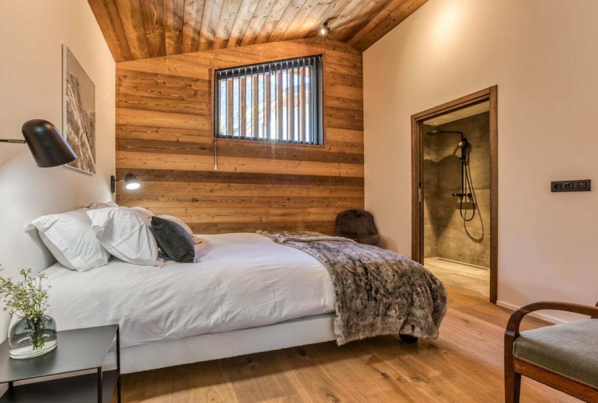 Cosy Nordic hideaway with Jacuzzi and Mont Blanc views. (CHAMX102)