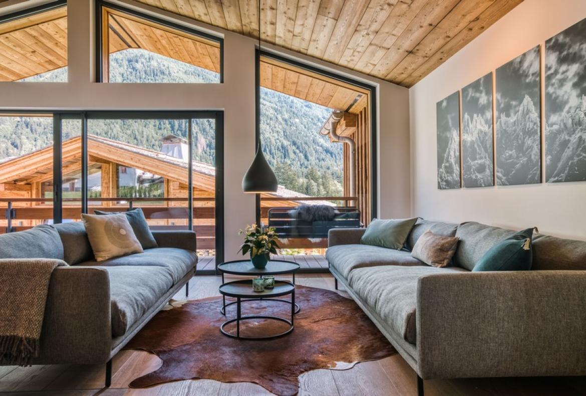 Cosy Nordic hideaway with Jacuzzi and Mont Blanc views. (CHAMX102)