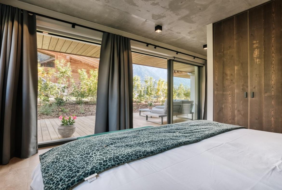 Cosy Nordic hideaway with Jacuzzi and Mont Blanc views. (CHAMX102)
