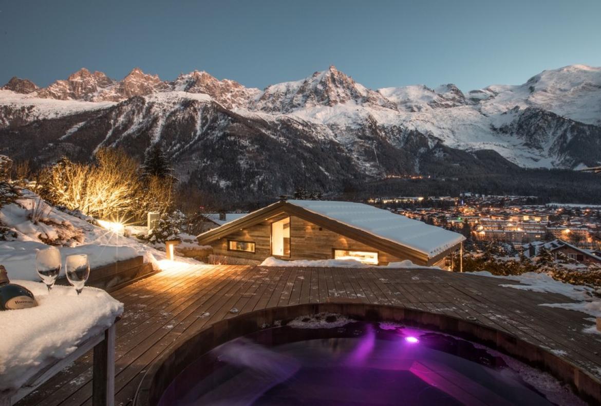 Luxurious architectural Alpine retreat with outstanding views (CHAMX104)