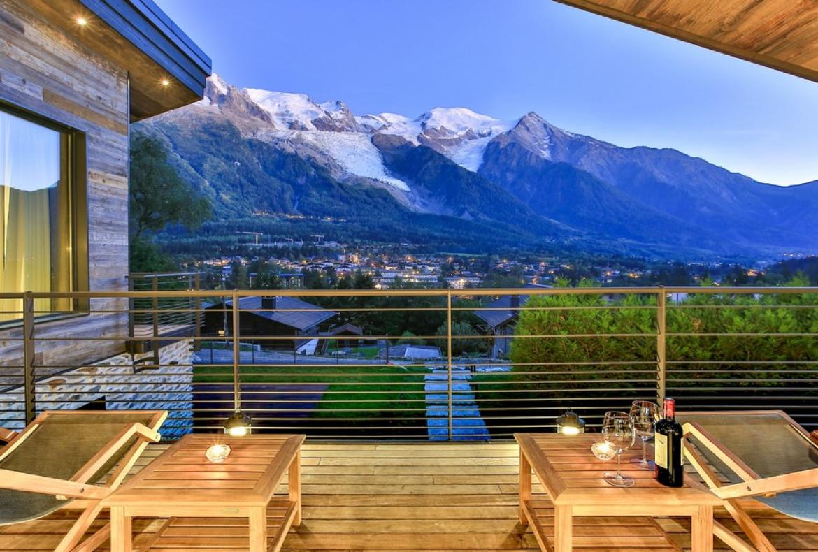 Luxurious architectural Alpine retreat with outstanding views (CHAMX104)