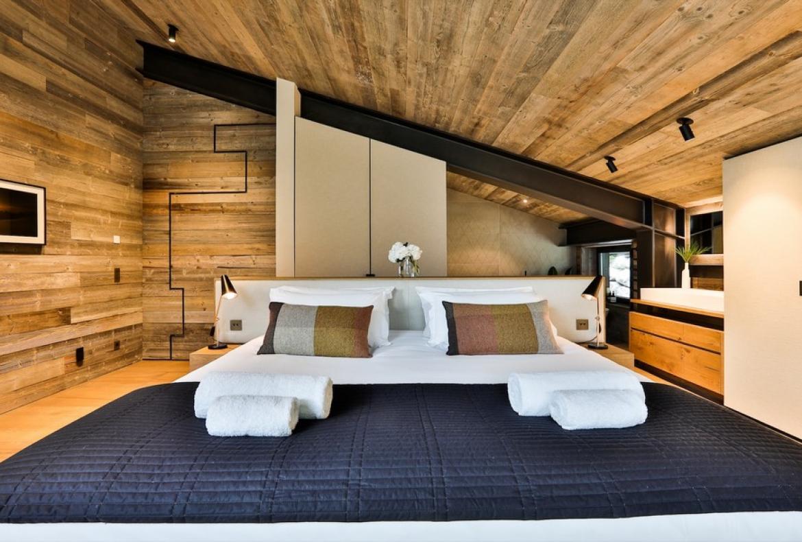 Luxurious architectural Alpine retreat with outstanding views (CHAMX104)
