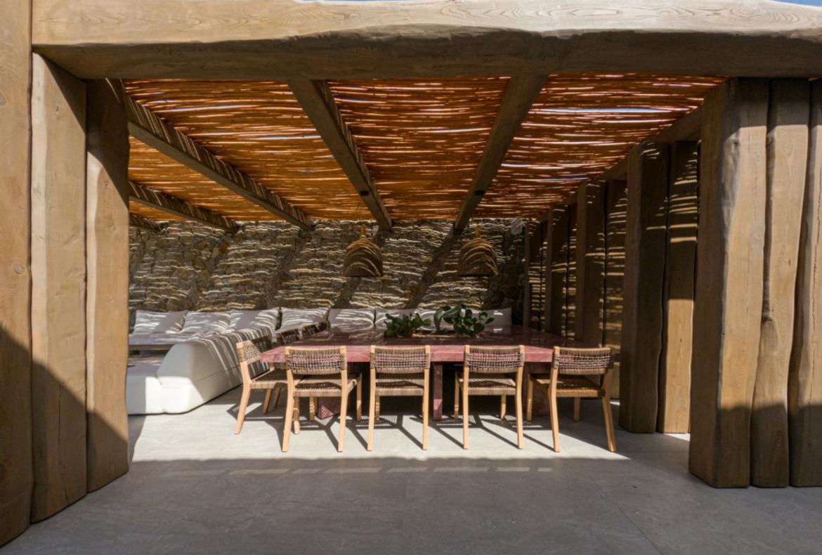 Luxury 6 bedroom holiday villa with private pool in Mykonos Greece (PV2587)