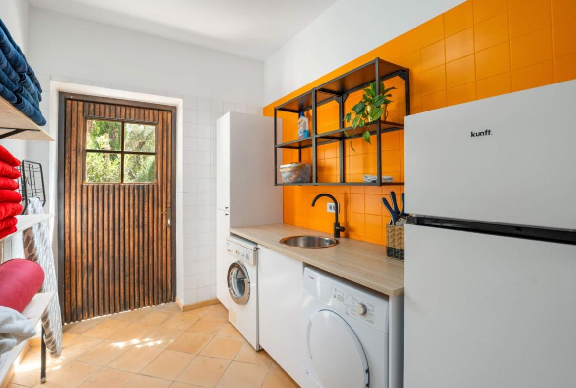 Luxury 4 bedroom holiday villa with private pool in Algarve Portugal (PV3008)