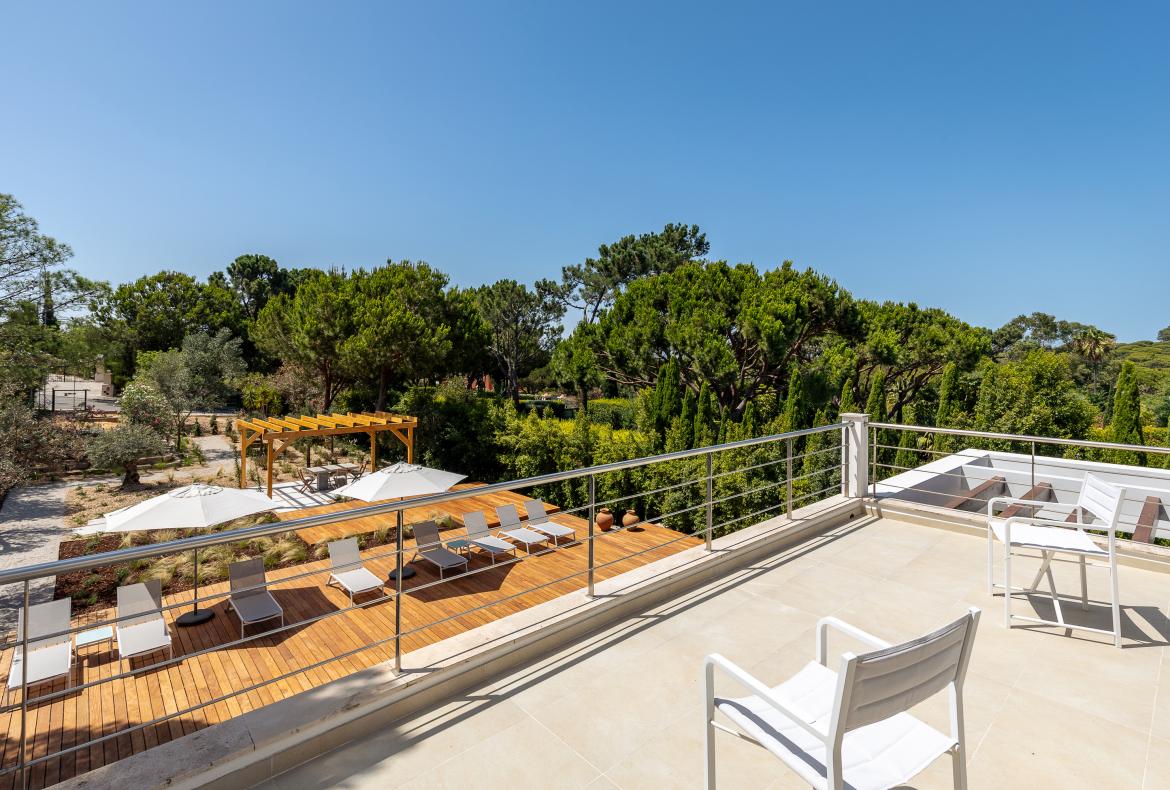 Luxury 4 bedroom holiday villa with private pool in Algarve Portugal (PV3014)