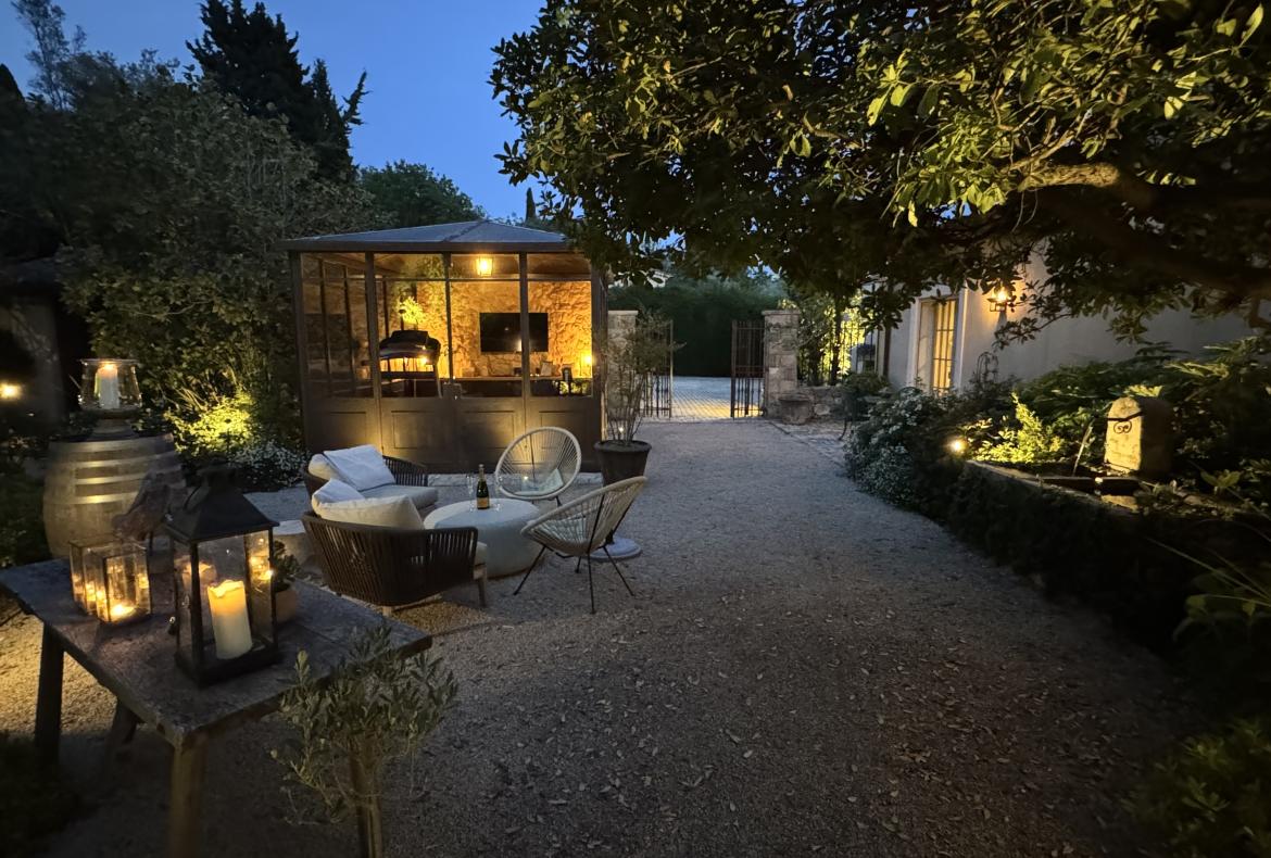 Luxury 5 bedroom holiday villa with private pool in Cote d'Azur France (PV3019)