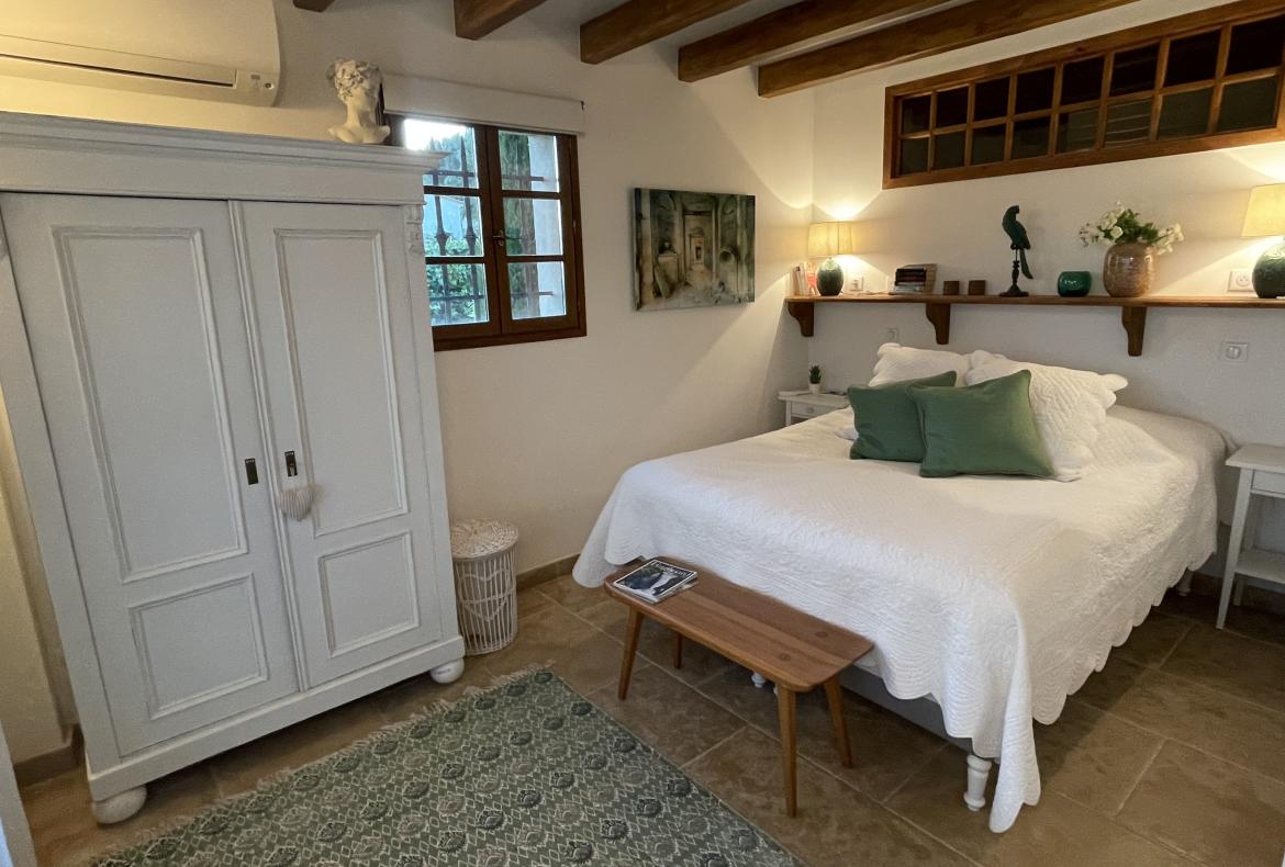 Luxury 5 bedroom holiday villa with private pool in Cote d'Azur France (PV3019)