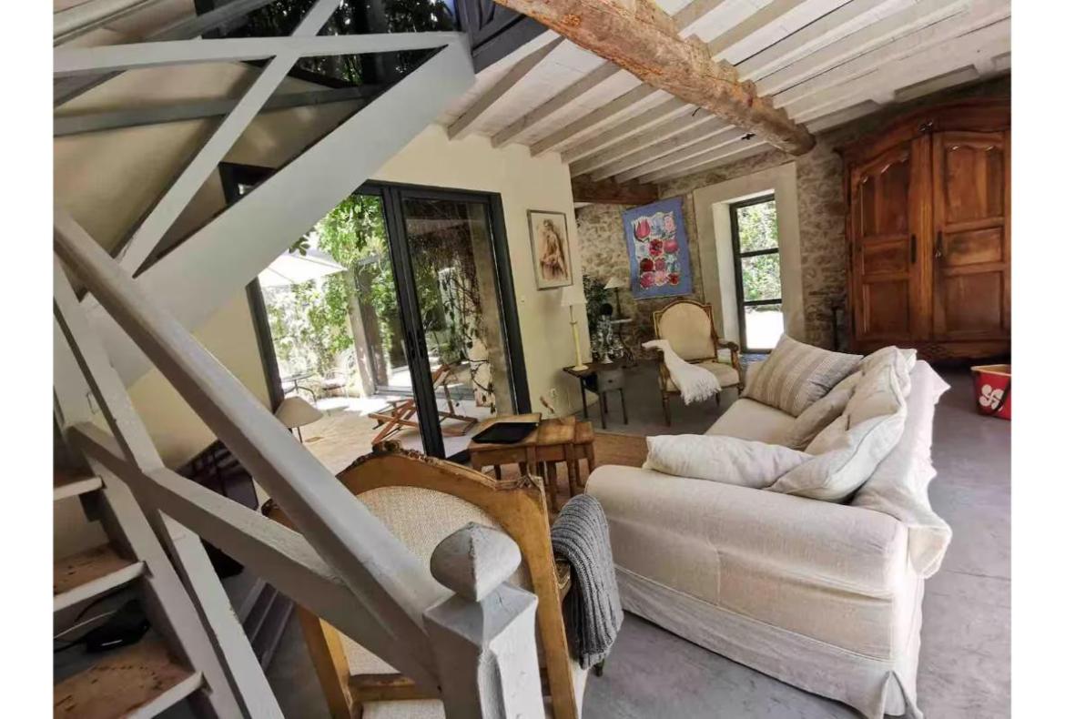 4 bedroom villa in Pouzols Minervois with private pool and garden (POUZM102)