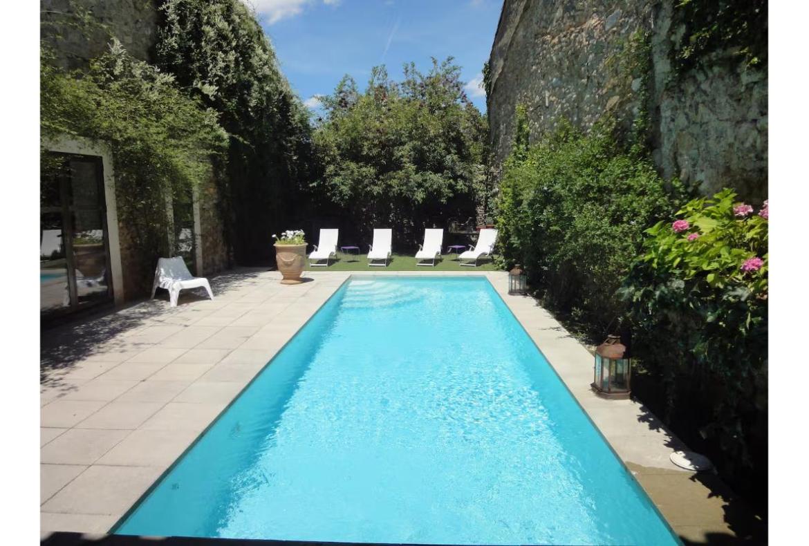 4 bedroom villa in Pouzols Minervois with private pool and garden (POUZM102)