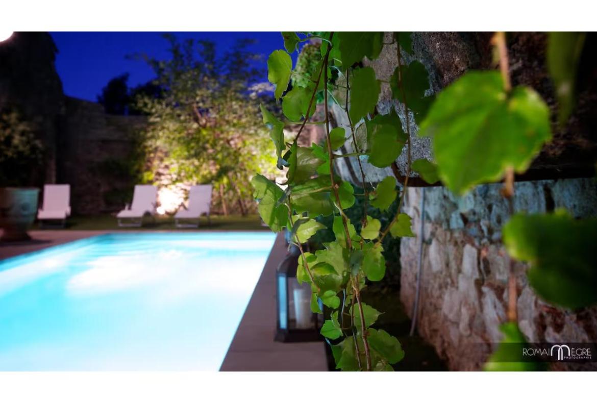 4 bedroom villa in Pouzols Minervois with private pool and garden (POUZM102)