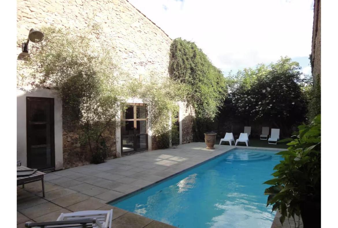 4 bedroom villa in Pouzols Minervois with private pool and garden (POUZM102)