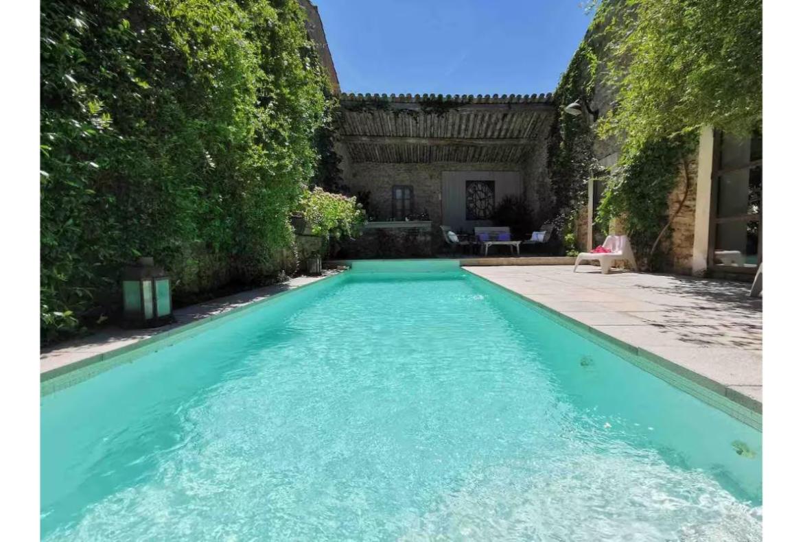 4 bedroom villa in Pouzols Minervois with private pool and garden (POUZM102)