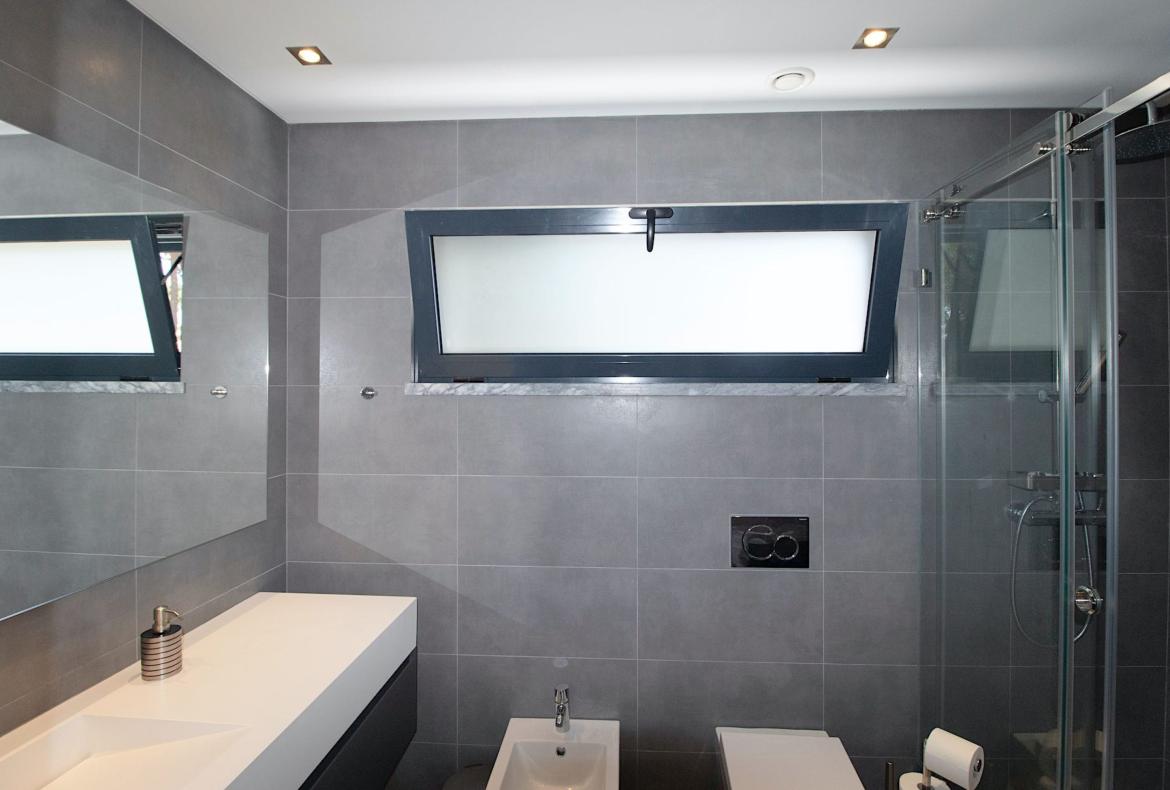 Luxury 4 bedroom holiday villa with private pool in Lisbon & coast Portugal (PV3021)