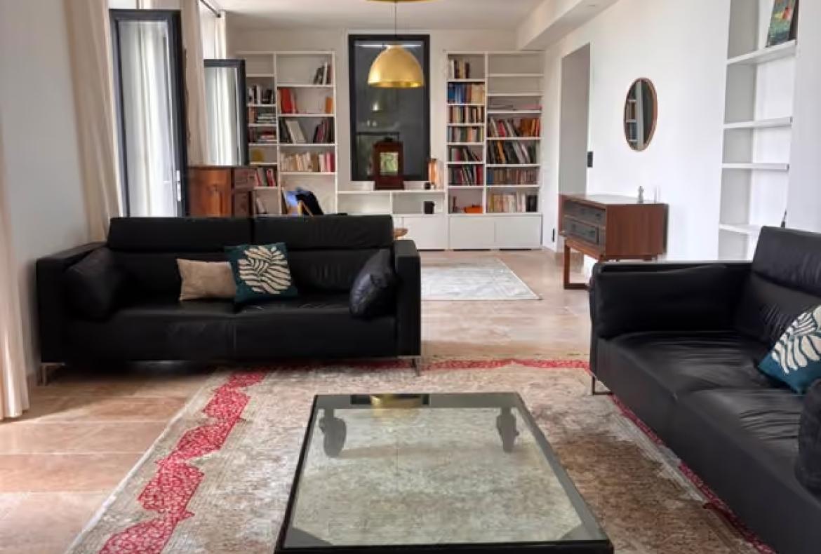 Gorgeous Old Perfumer's House. Beautifully Renovated. Pool. 5 bedrooms to sleep 10 (GRAS134)