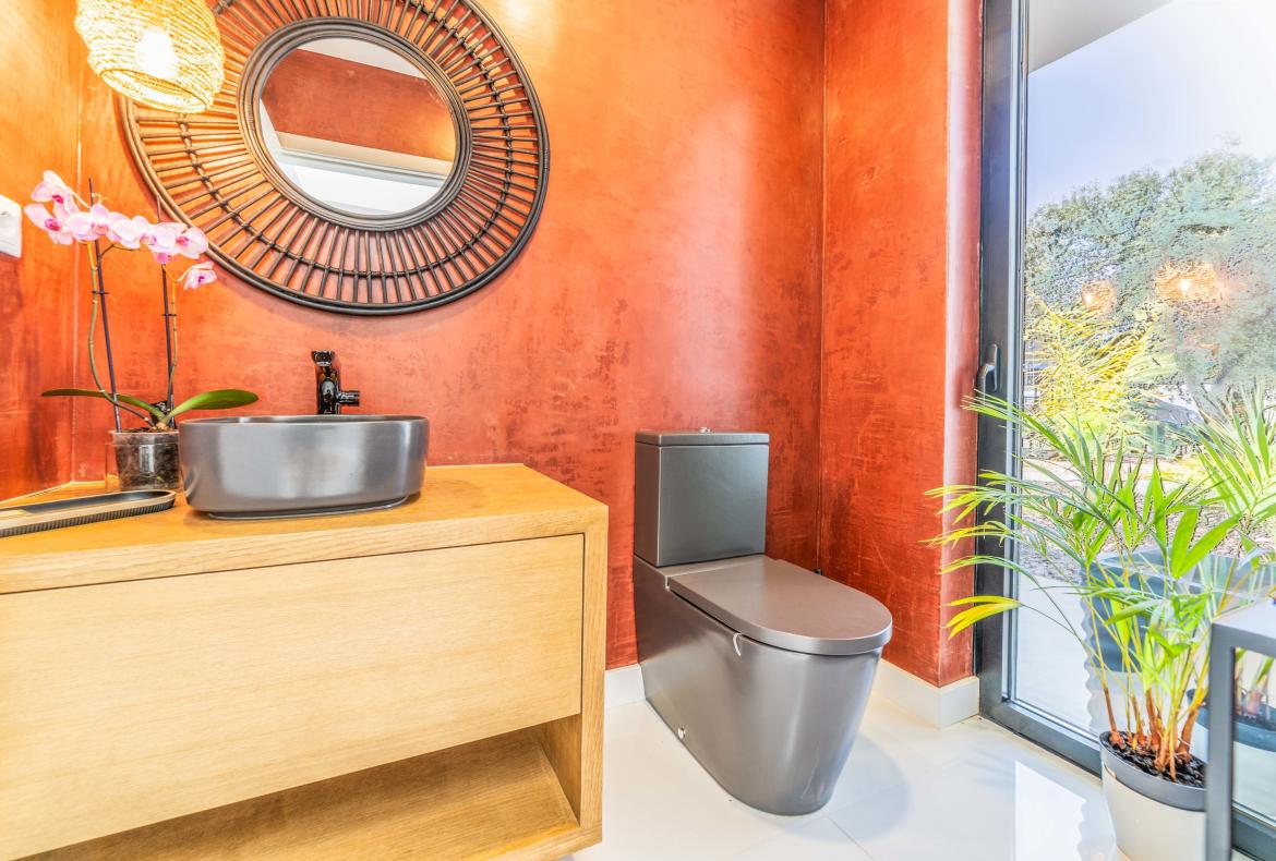 Luxury 4 bedroom holiday villa with private pool in Lisbon & coast Portugal (PV3023)
