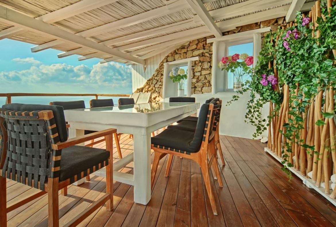 Luxury 2 bedroom holiday villa with private pool in Mykonos Greece (PV824)