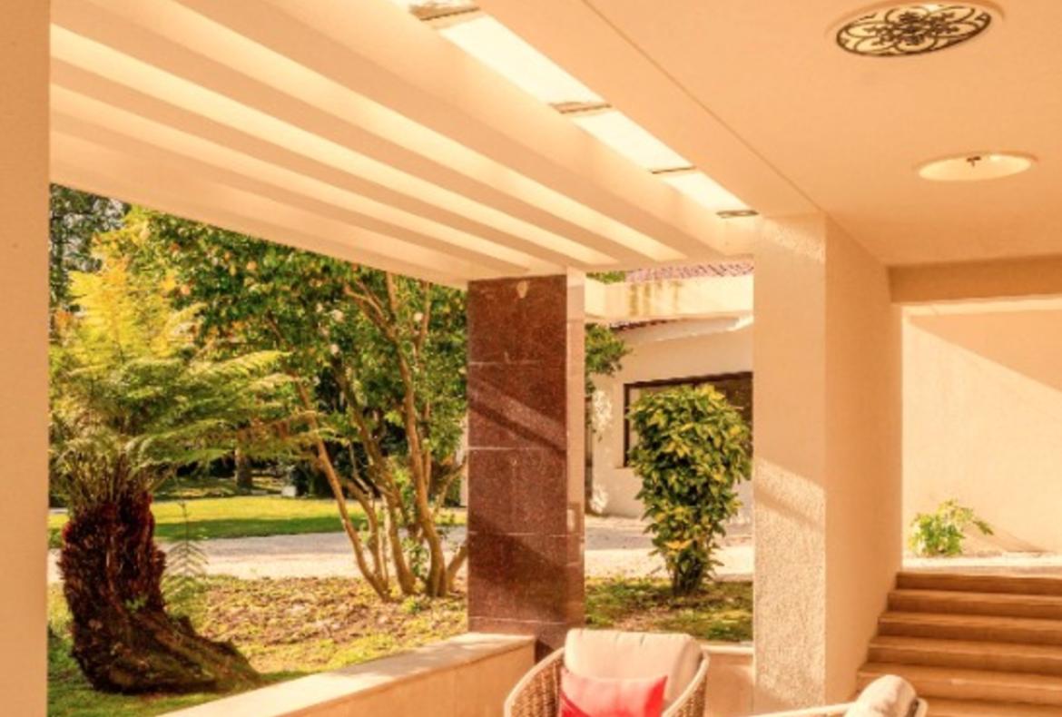 Luxury 5 bedroom holiday villa with private pool in Douro Valley Portugal (PV2849)