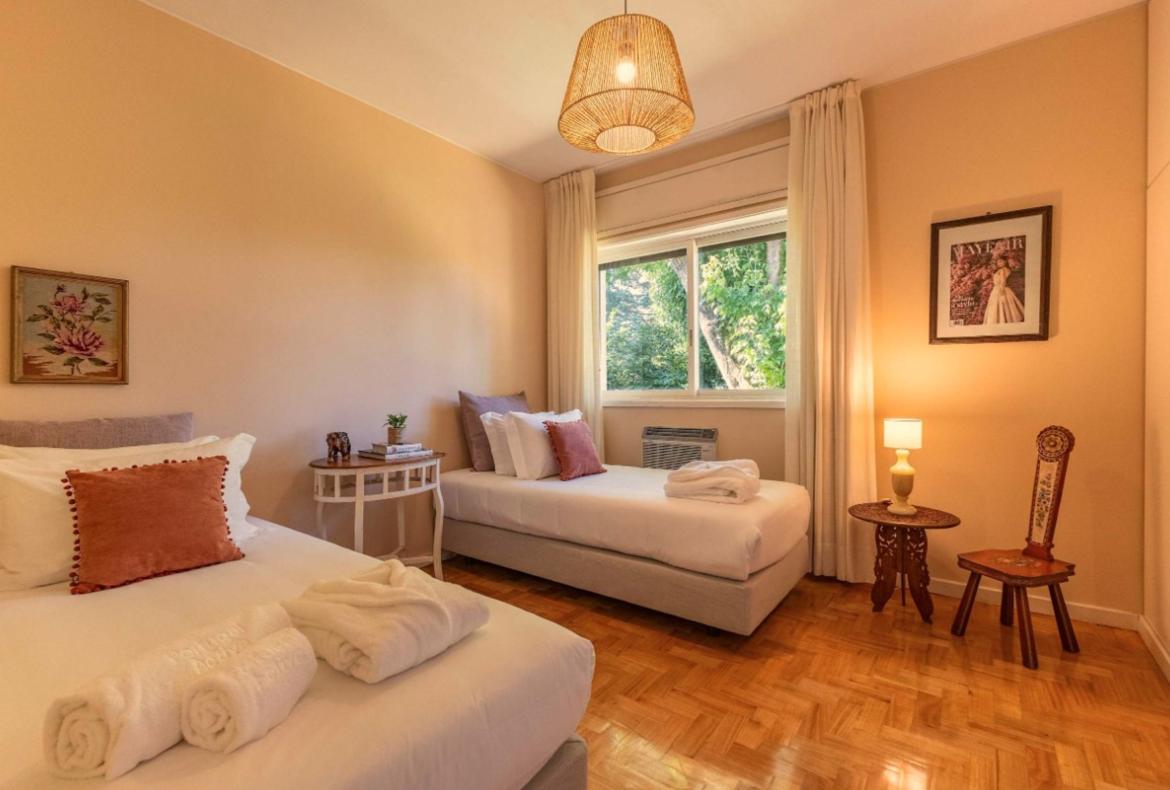 Luxury 5 bedroom holiday villa with private pool in Douro Valley Portugal (PV2849)