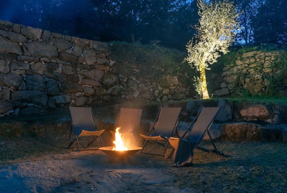 Luxury 5 bedroom holiday villa with private pool in Douro Valley Portugal (PV3030)