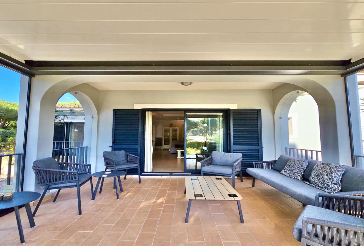 Luxury 4 bedroom holiday villa with private pool in Algarve Portugal (PV1154)
