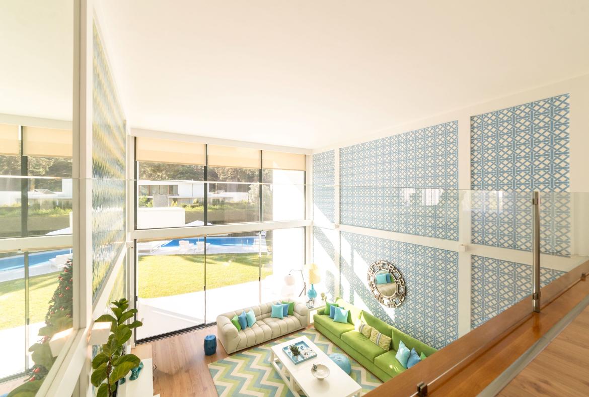 Luxury 3 bedroom holiday villa with private pool in Lisbon & coast Portugal (PV3039)