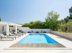 Luxury 3 bedroom holiday villa with private pool in Algarve Portugal (PV2862)