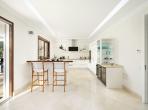Luxury 6 bedroom holiday villa with private pool in Algarve Portugal (PV2729)