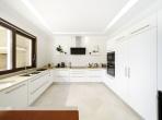 Luxury 6 bedroom holiday villa with private pool in Algarve Portugal (PV2729)