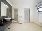 Luxury 6 bedroom holiday villa with private pool in Algarve Portugal (PV2729)