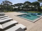 Luxury 5 bedroom holiday villa with private pool in Algarve Portugal (PORTU117PV)