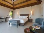 Luxury 4 bedroom holiday villa with private pool in Sicily Italy (PV253)