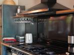 Luxury Villa within Walking Distance of Beach and Harbour in La Ciotat. 7 bedrooms to sleep up to 15 (LACIO101)